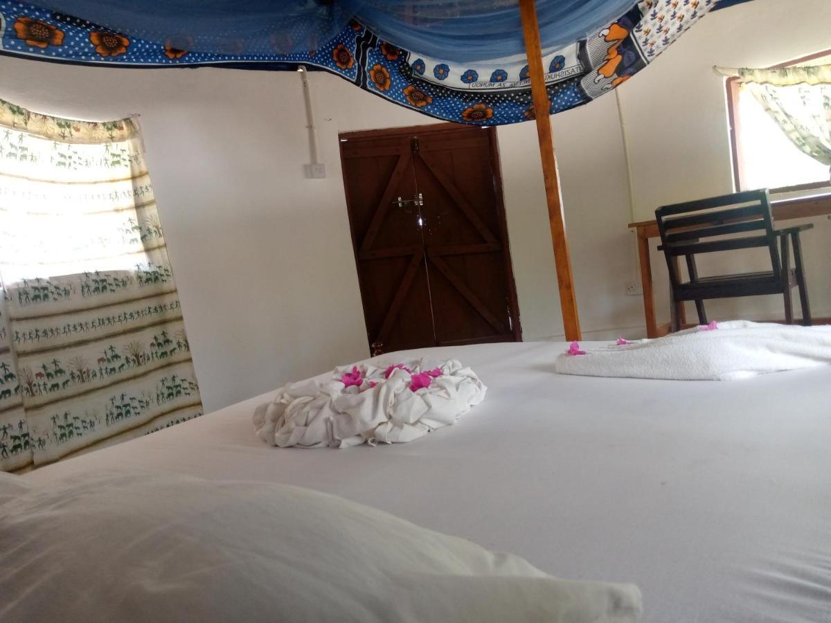Funky Squids Beach Resort Bagamoyo Exterior foto