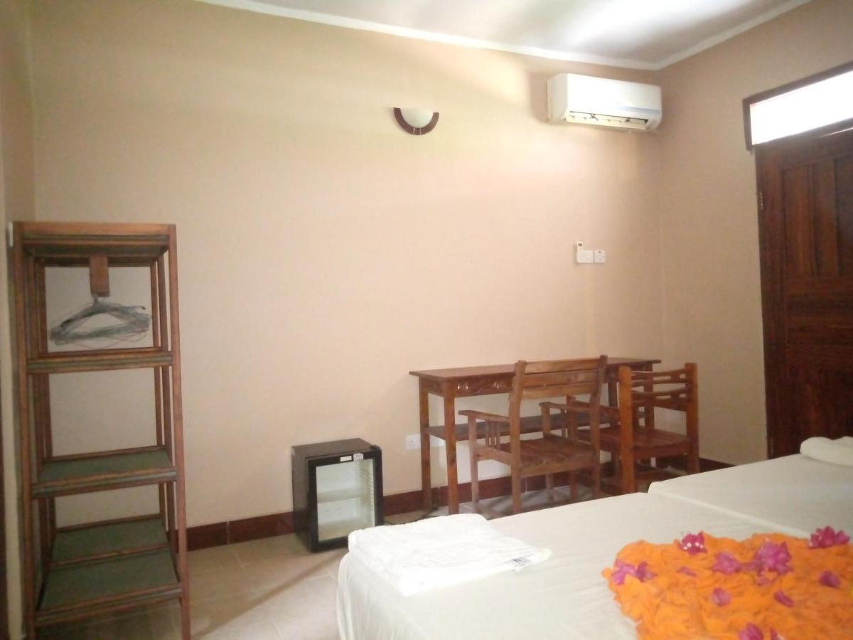 Funky Squids Beach Resort Bagamoyo Exterior foto